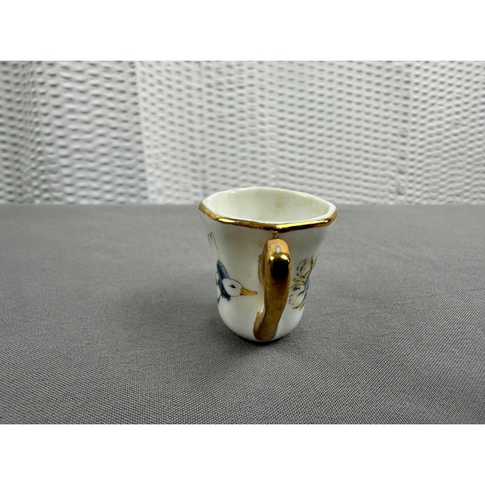 Beatrix Potter/Peter Rabbit Porcelain Mini Tea cup - Picture 5 of 7